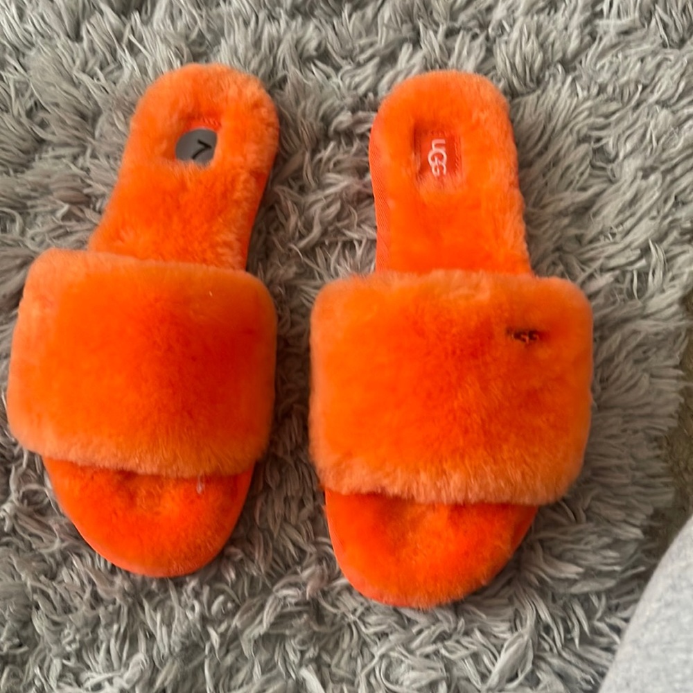 Ugg’s Sleeper Mint Condition No Box Run Like Size… - image 1